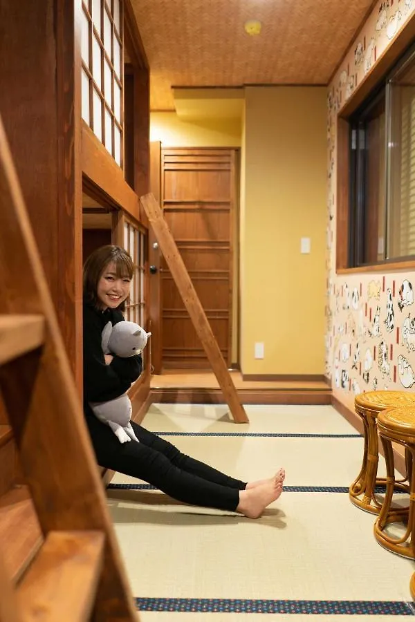 Cat Spa & Cat Ryokan By Neco Republic Osaka Hostel